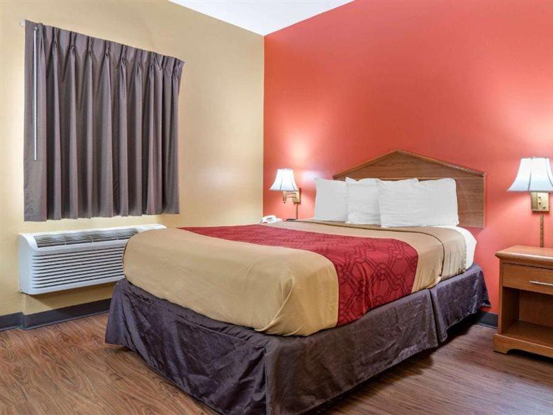 Econo Lodge Louisville Airport Екстериор снимка