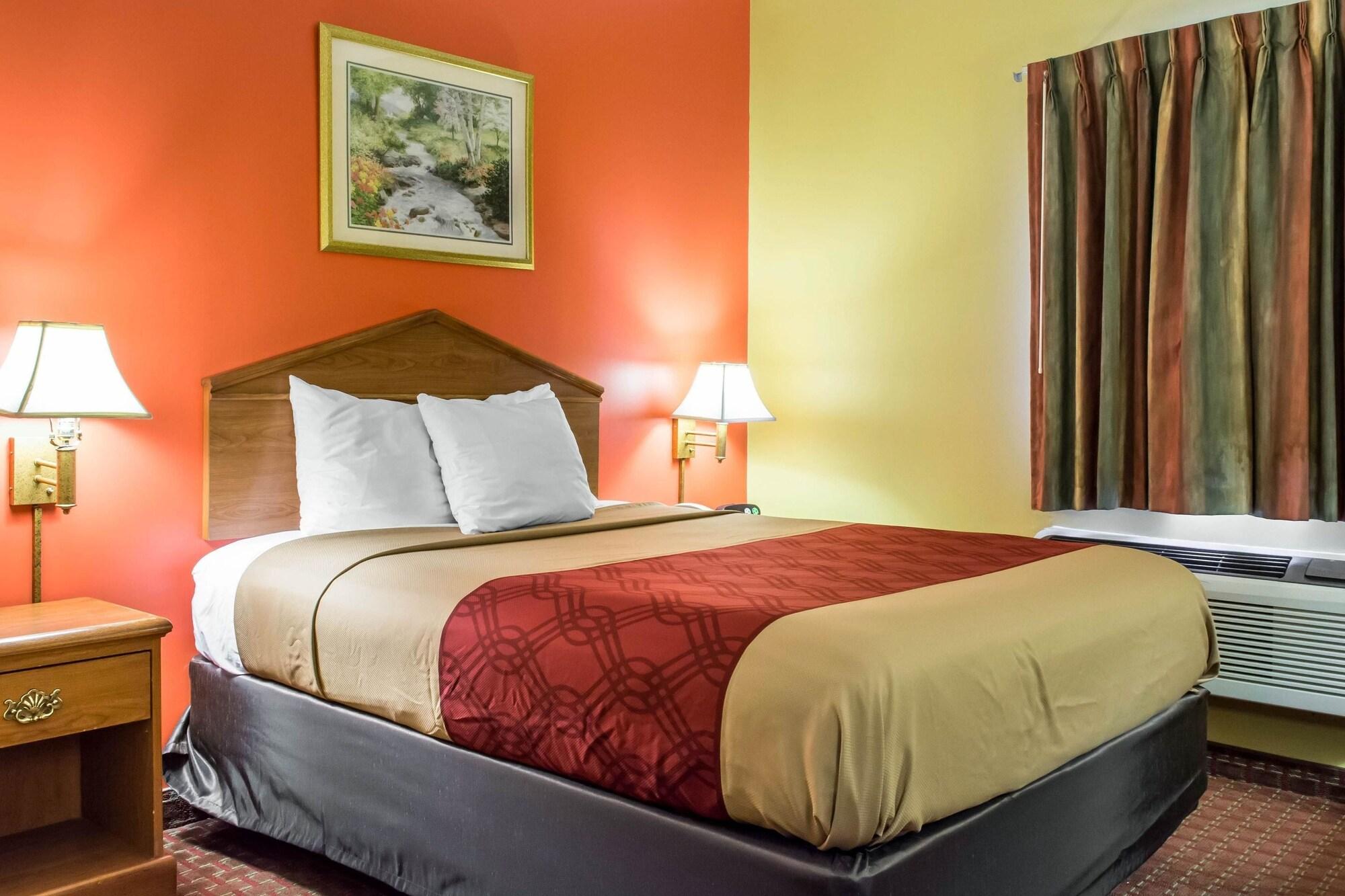 Econo Lodge Louisville Airport Екстериор снимка